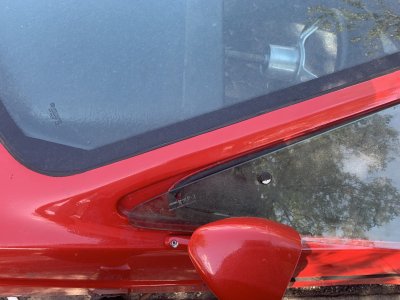 Side glass too big 2.jpg